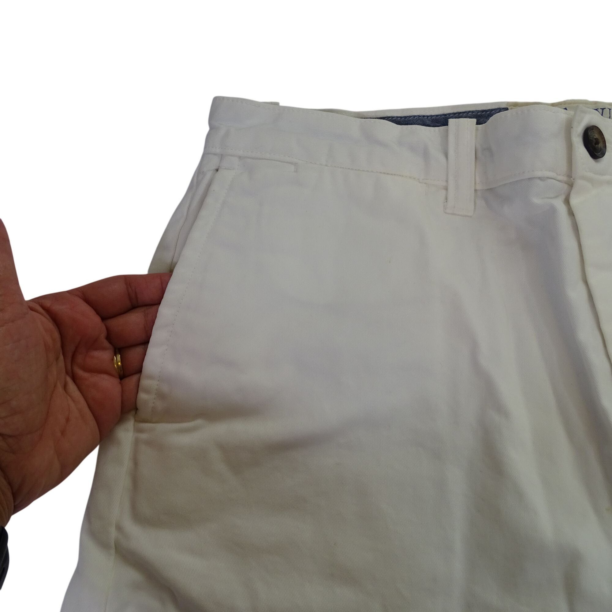 Jack Wills Jack Wills Men Ivory Cotton Chino Shorts Size 34 Bermuda Size US 34 / EU 50 - 2 Thumbnail