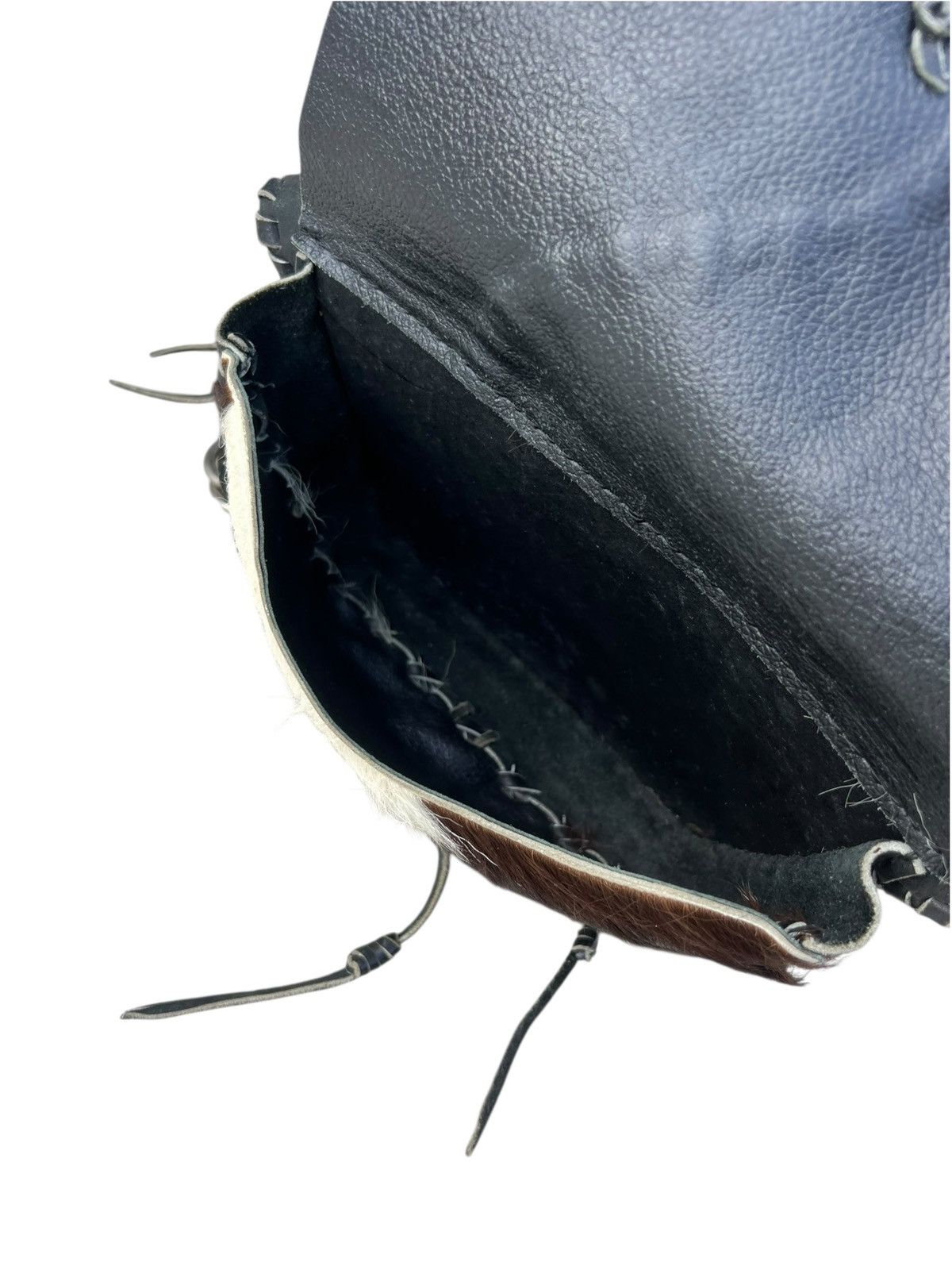 KMRii Vintage Unknown Japan Hybrid Leather Fur Native Chest Bag Size ONE SIZE - 14 Thumbnail