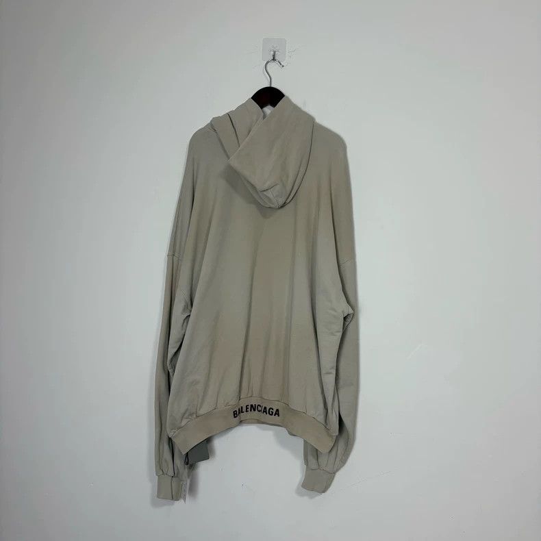 Balenciaga Balenciaga Mud stained and dirty to make old sweat sweater Size US M / EU 48-50 / 2 - 2 Thumbnail