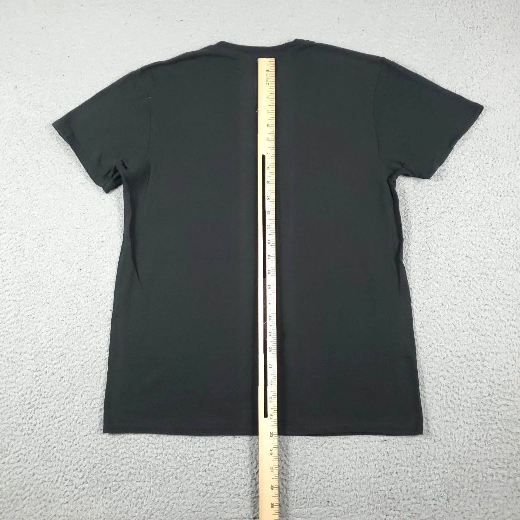 Vintage KISS World Tour 77 Black Graphic Concert Short Sleeve T-Shirt Mens Size Medium Size US M / EU 48-50 / 2 - 4 Thumbnail