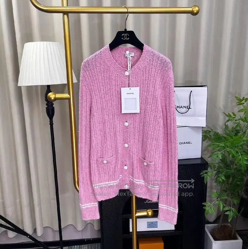 Chanel Chanel Pink Cardigan Sweater for Women . Size XL / US 12-14 / IT 48-50 - 1 Thumbnail