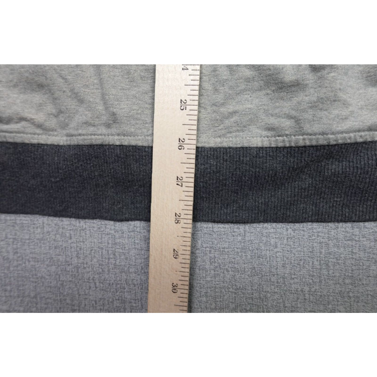 Lululemon Lululemon Sweatshirt Mens Large Gray Full Zip Performance Stretch Yoga Comfort Shirt Size US L / EU 52-54 / 3 - 7 Thumbnail
