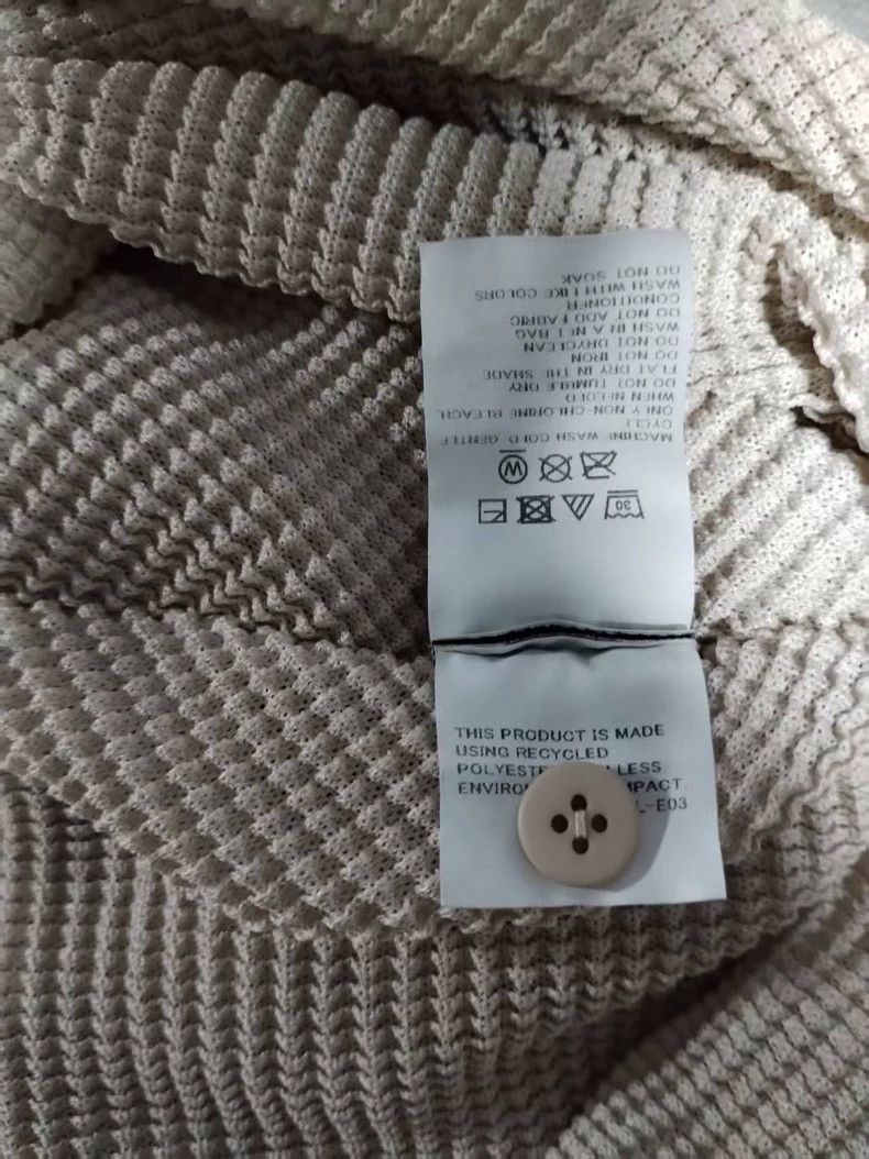 Issey Miyake Issey Miyake size:one size Beige pleated cardigan Size S / US 4 / IT 40 - 3 Thumbnail