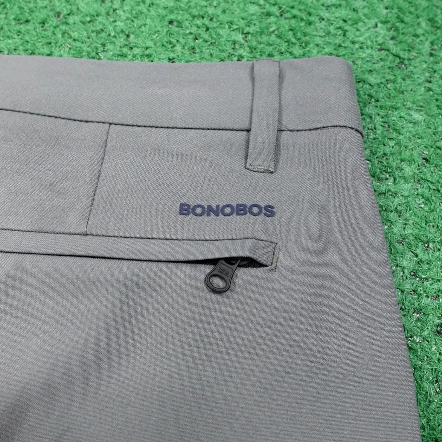 Bonobos Bonobos Golf Shorts Mens 38 Gray Microfiber Polyester Pockets 9 Inseam Bermuda Casual Summer SlasH Pocket Logo Front Zip Fly Belt Loops Size US 38 / EU 54 - 4 Thumbnail