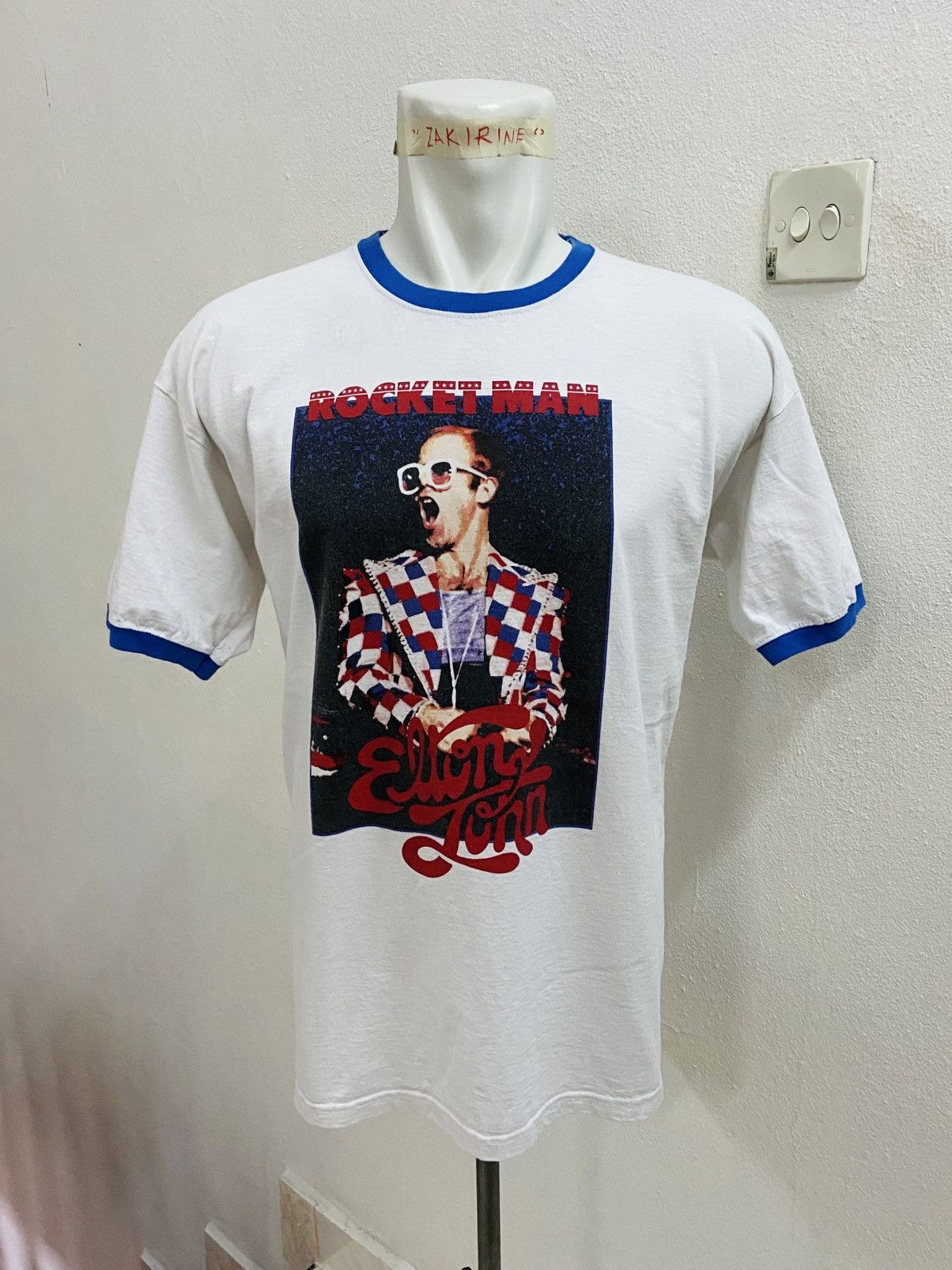 Band Tees ELTON JOHN ROCKET MAN TEE Size US XL / EU 56 / 4 - 1 Thumbnail