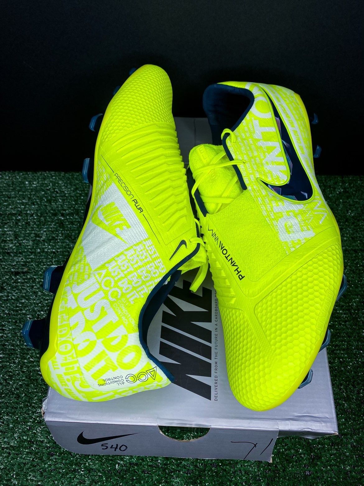 Nike Nike Phantom Venom Elite Football Boots Size US 13 / EU 46 - 1 Thumbnail