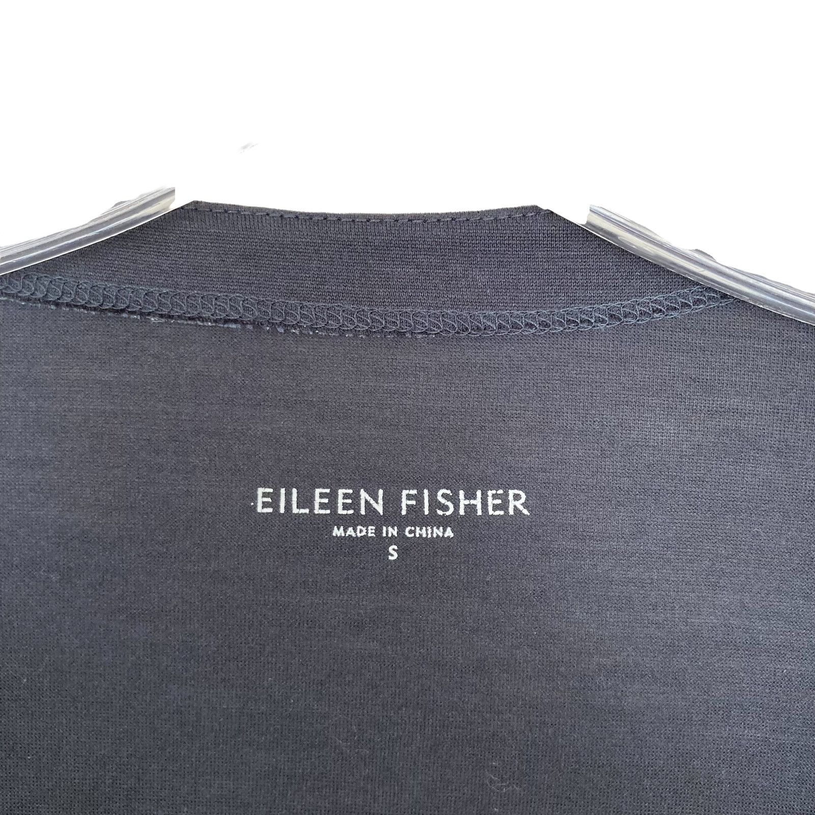 Eileen Fisher Eileen Fisher Gray Silk Blend Lightweight Cardigan Sz S Size S / US 4 / IT 40 - 2 Thumbnail