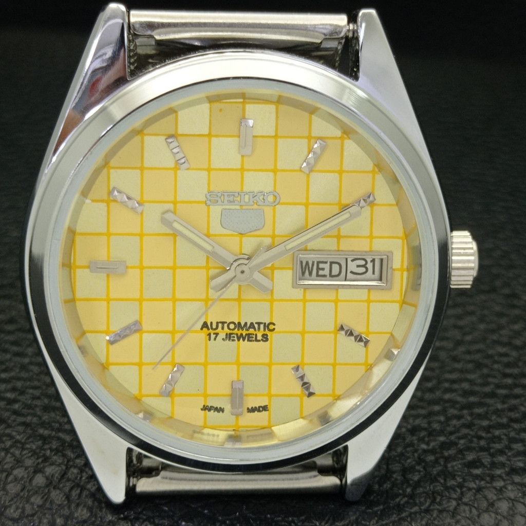 Seiko REFURBISHED VINTAGE SEIKO 5 AUTO JAPAN MENS WATCH a440234 Size 38 - 3 Thumbnail