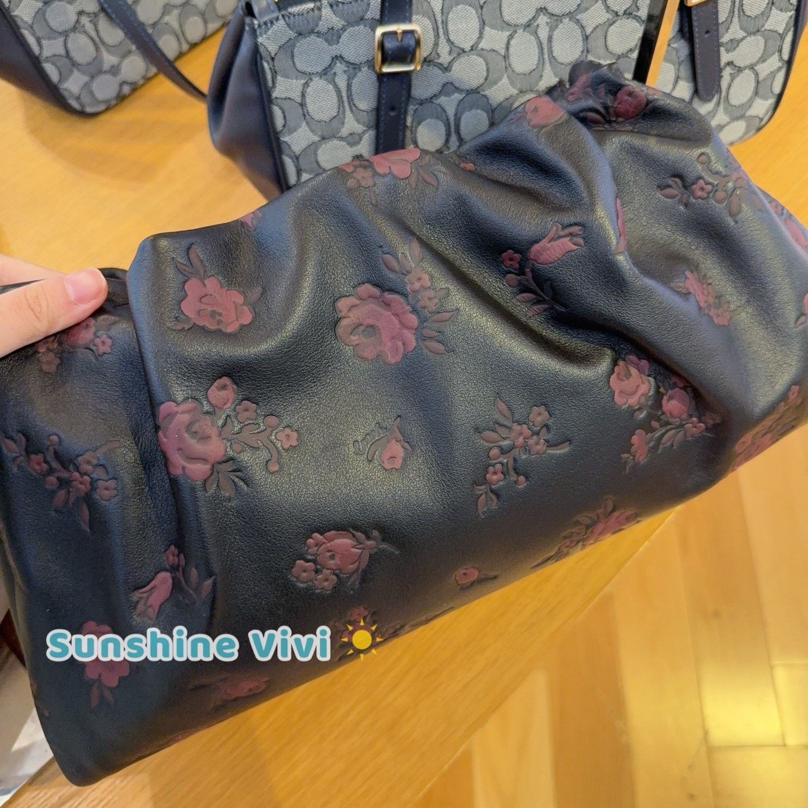 Coach NWT Coach Faye Large Shoulder Bag Floral CCE25 Black/Wine Size ONE SIZE - 1 Thumbnail