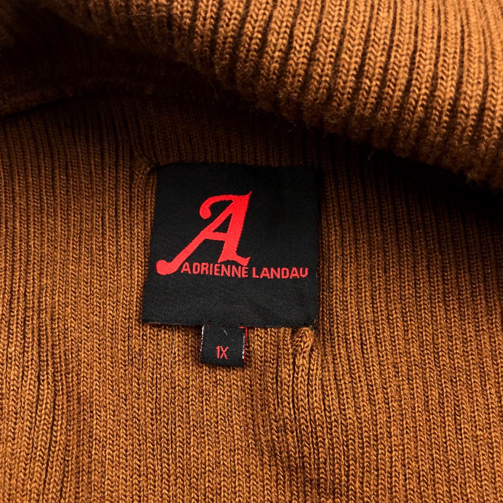 Vintage Adrienne Landau Womens Vest 1X Brown Full Zip High Collar Faux Fur Lined Knit Zip Vest 1X Womens Brown Adrienne Landau Vest Size XL / US 12-14 / IT 48-50 - 6 Thumbnail