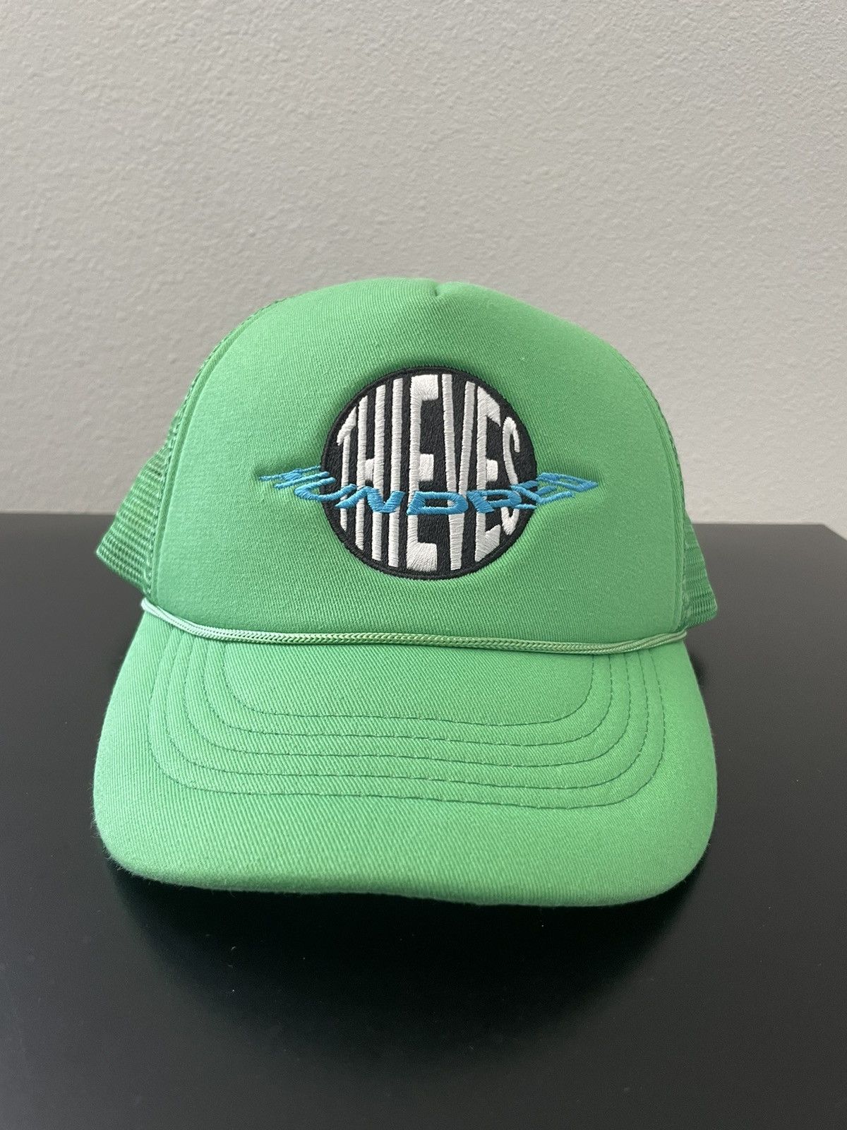 100 Thieves 100 Thieves Trucker Hat Size ONE SIZE - 2 Thumbnail
