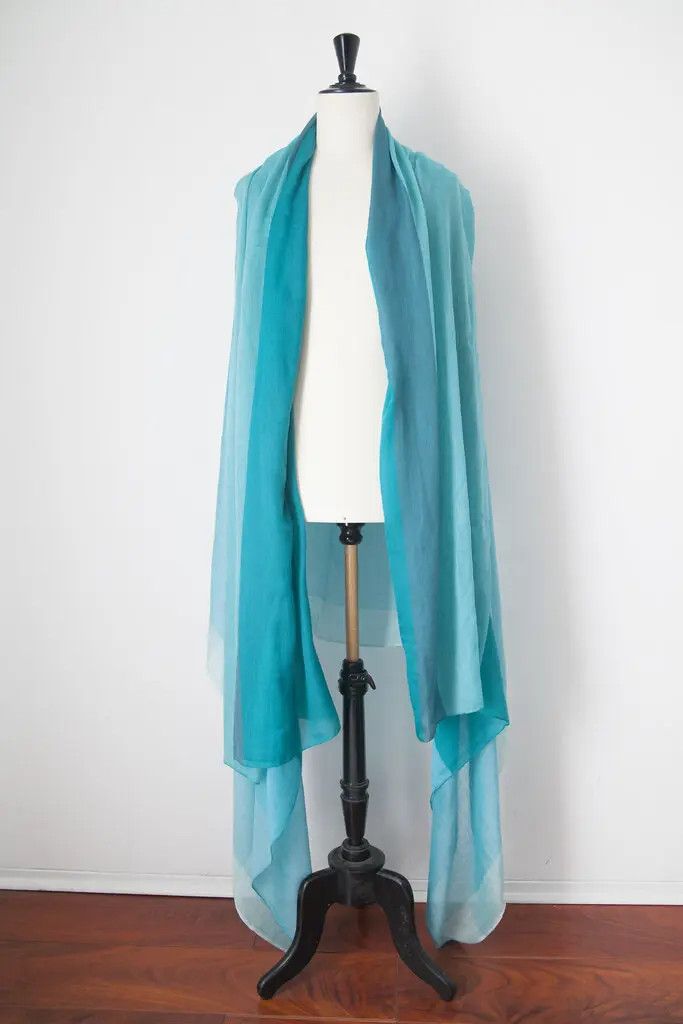 Pre-owned Hermes Xxl Cashmere Stole In Turquoise