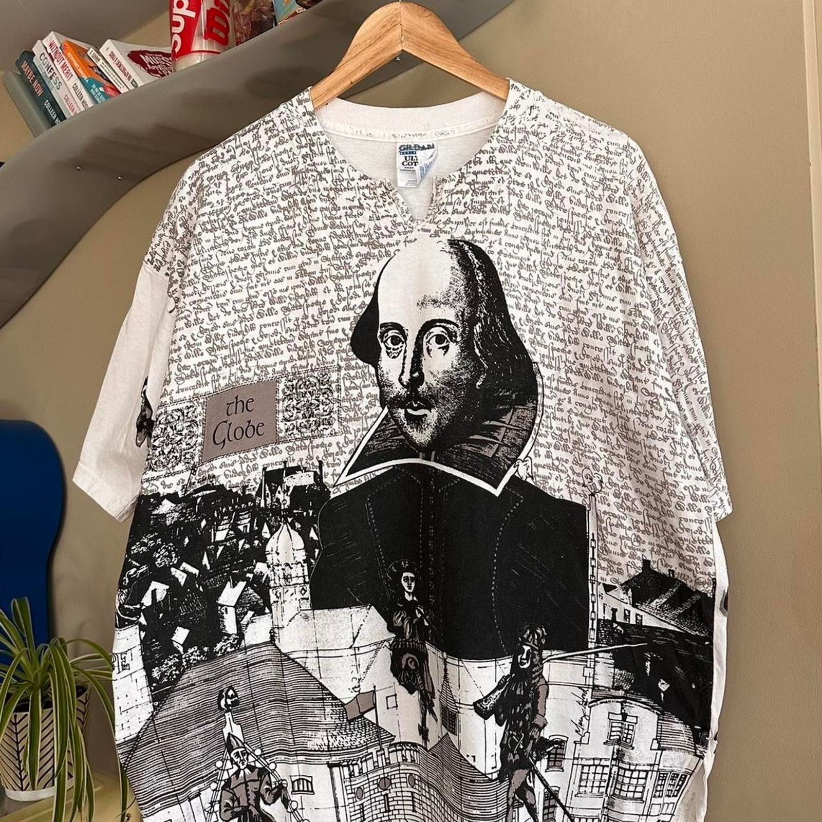 Gildan × Vintage Vintage Shakespeare All Over Print Shirt Size US XL / EU 56 / 4 - 2 Thumbnail