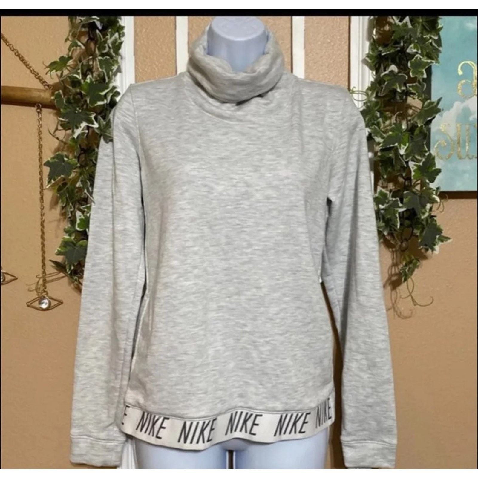 Nike Nike turtleneck sweater Size S / US 4 / IT 40 - 1 Thumbnail