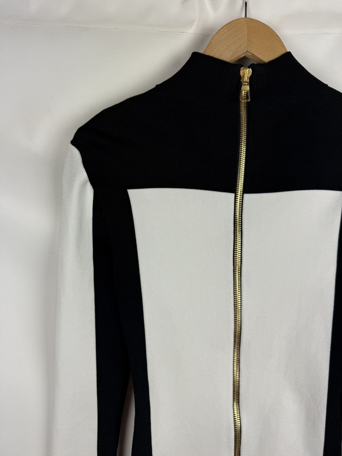 Balmain Balmain H&M Ladies Sweater Pullover Size US 8 / EU 38 Size M / US 6-8 / IT 42-44 - 18 Thumbnail