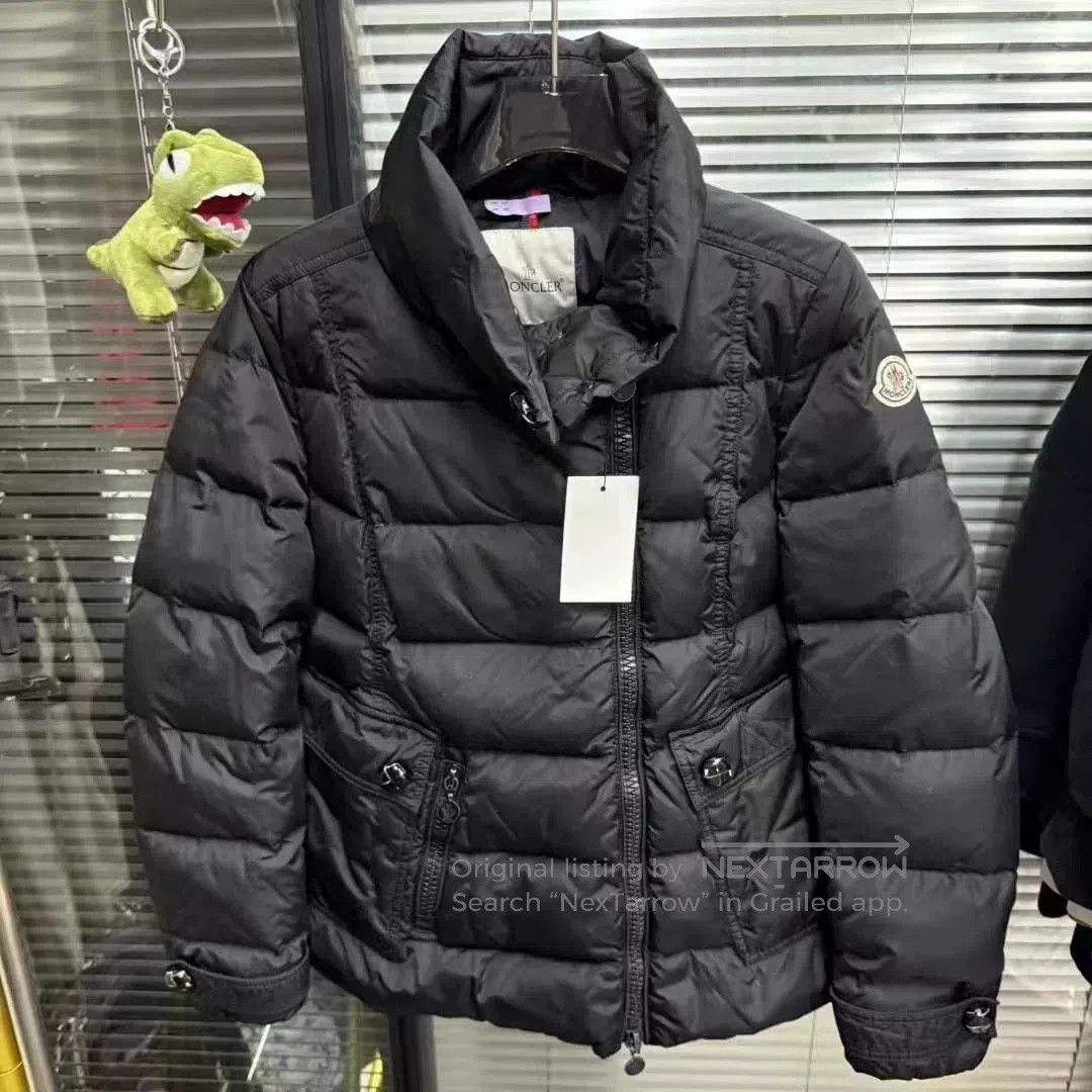 Moncler Moncler Logo Down Jacket Size 2. Size M / US 6-8 / IT 42-44 - 1 Thumbnail