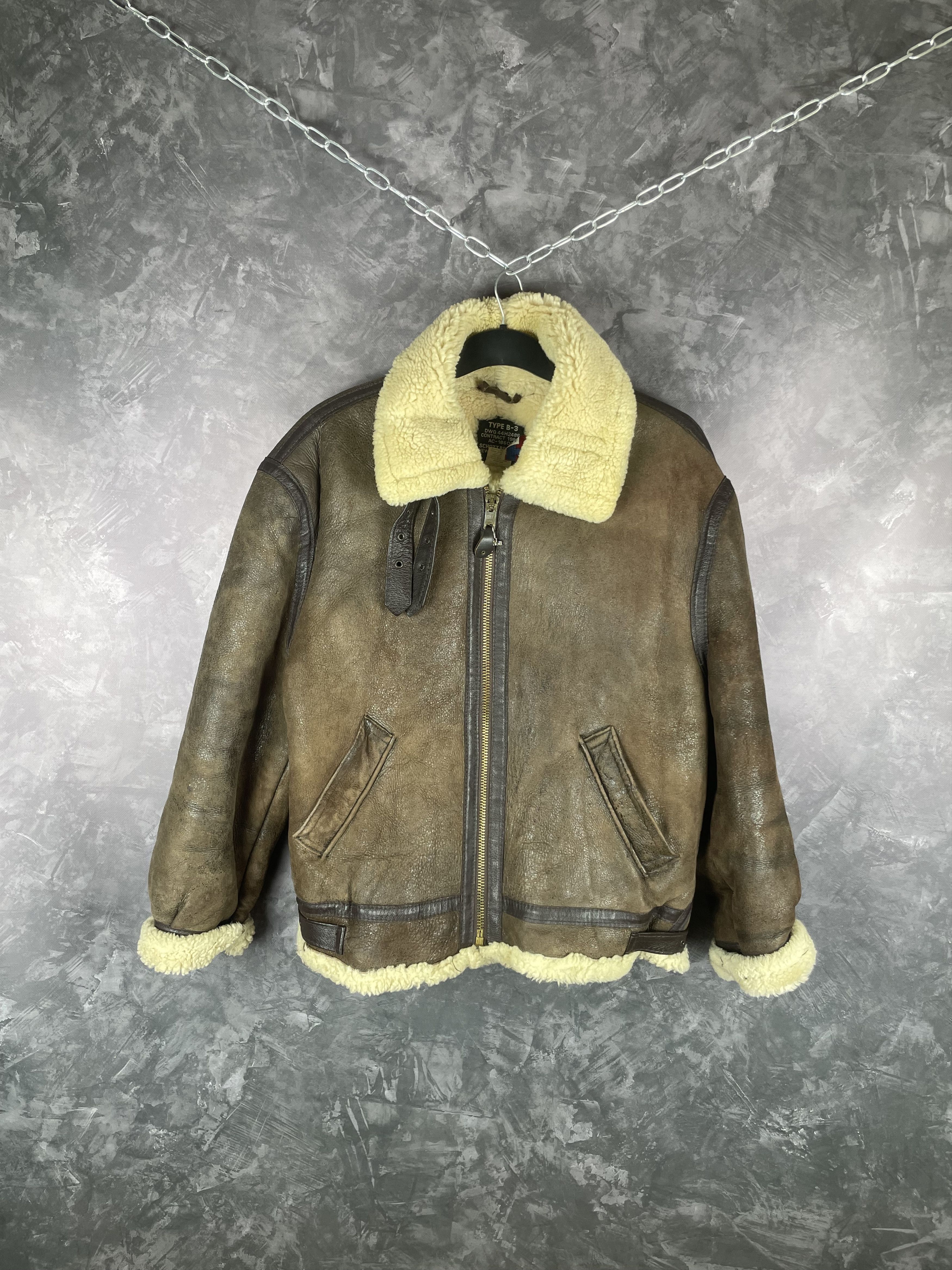 image of Made In USA x Schott Type B-3 VTG Schott Shearling Sheepskin Leather Jacket in Brown (Size Medium)