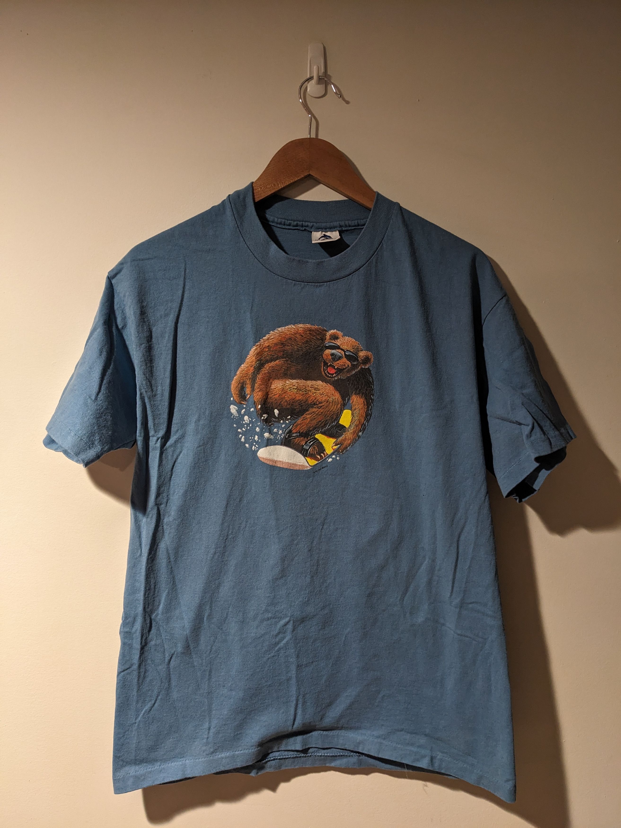 Vintage Vintage 1997 Surfing Bear Water Animal Jim Morris T-Shirt Size US L / EU 52-54 / 3 - 1 Thumbnail