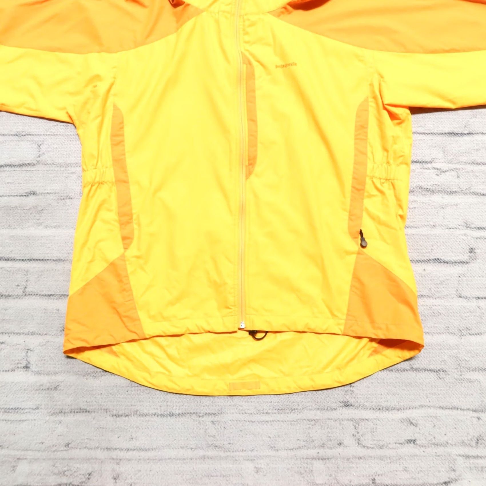 Patagonia VINTAGE Patagonia Regulator Windbreaker Jacket Mens L Yellow Size US L / EU 52-54 / 3 - 3 Thumbnail