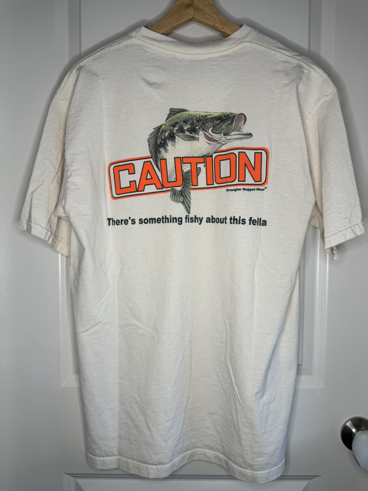 Wrangler Y2K Wrangler Rugged Wear Vintage Fish T-shirt Size US L / EU 52-54 / 3 - 1 Thumbnail