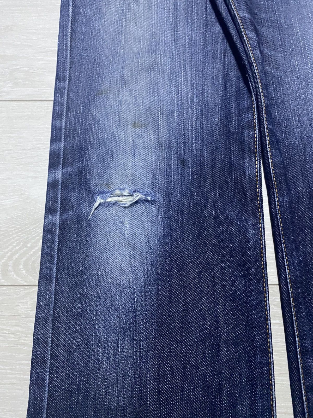 Edwin Vintage Edwin 403 Faded Wash Distressed Jeans Size US 32 / EU 48 - 11 Thumbnail