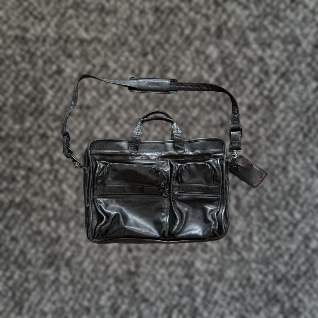 Tumi VINTAGE Tumi Alpha Briefcase Black Napa Leather 17x13x4 Men Large 90s Designer Patina Attaché Bag Size ONE SIZE - 1 Thumbnail