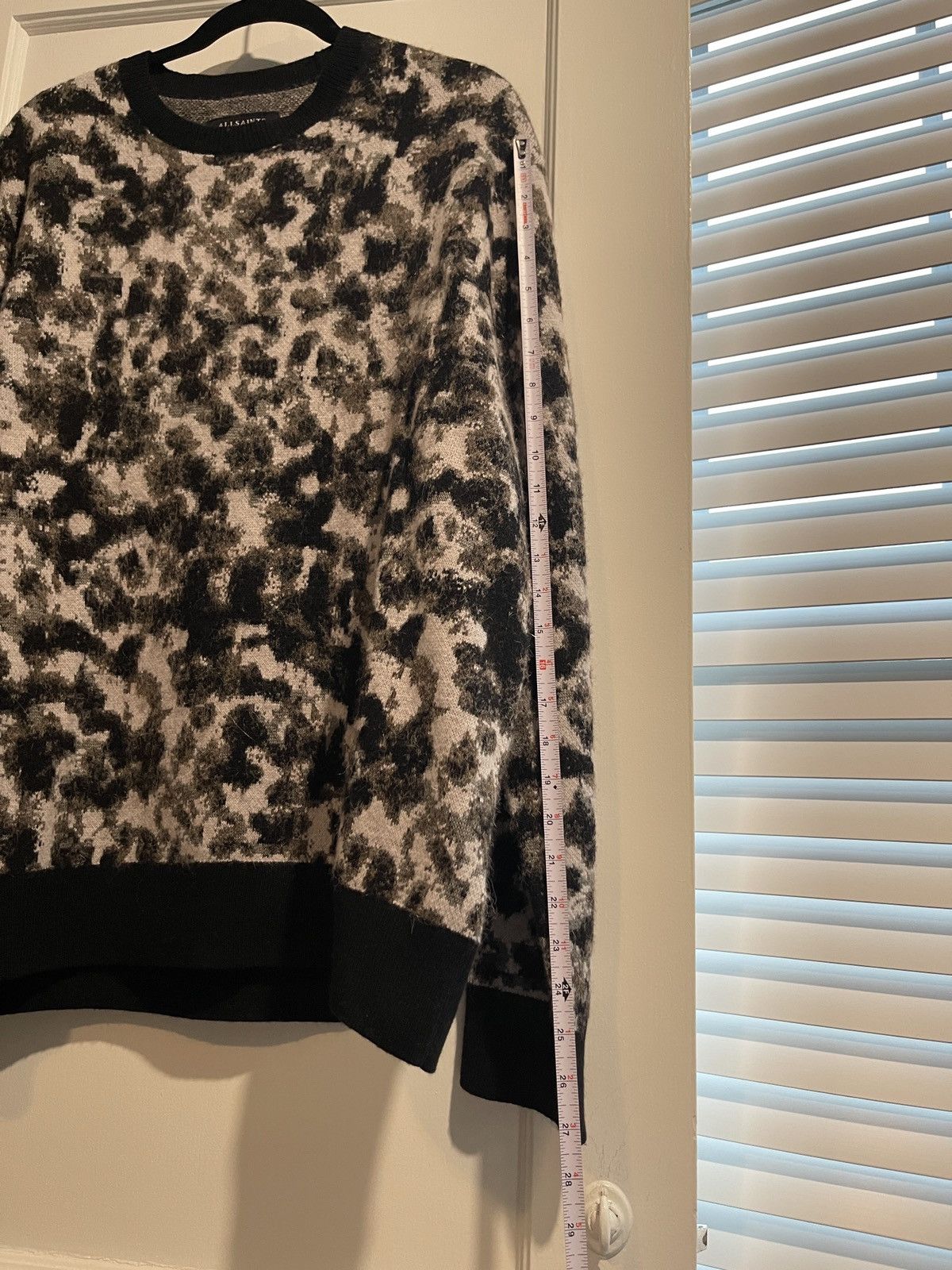Allsaints AllSaints Oversized Leopard Animal Print Sweater Size Large Size US L / EU 52-54 / 3 - 6 Thumbnail