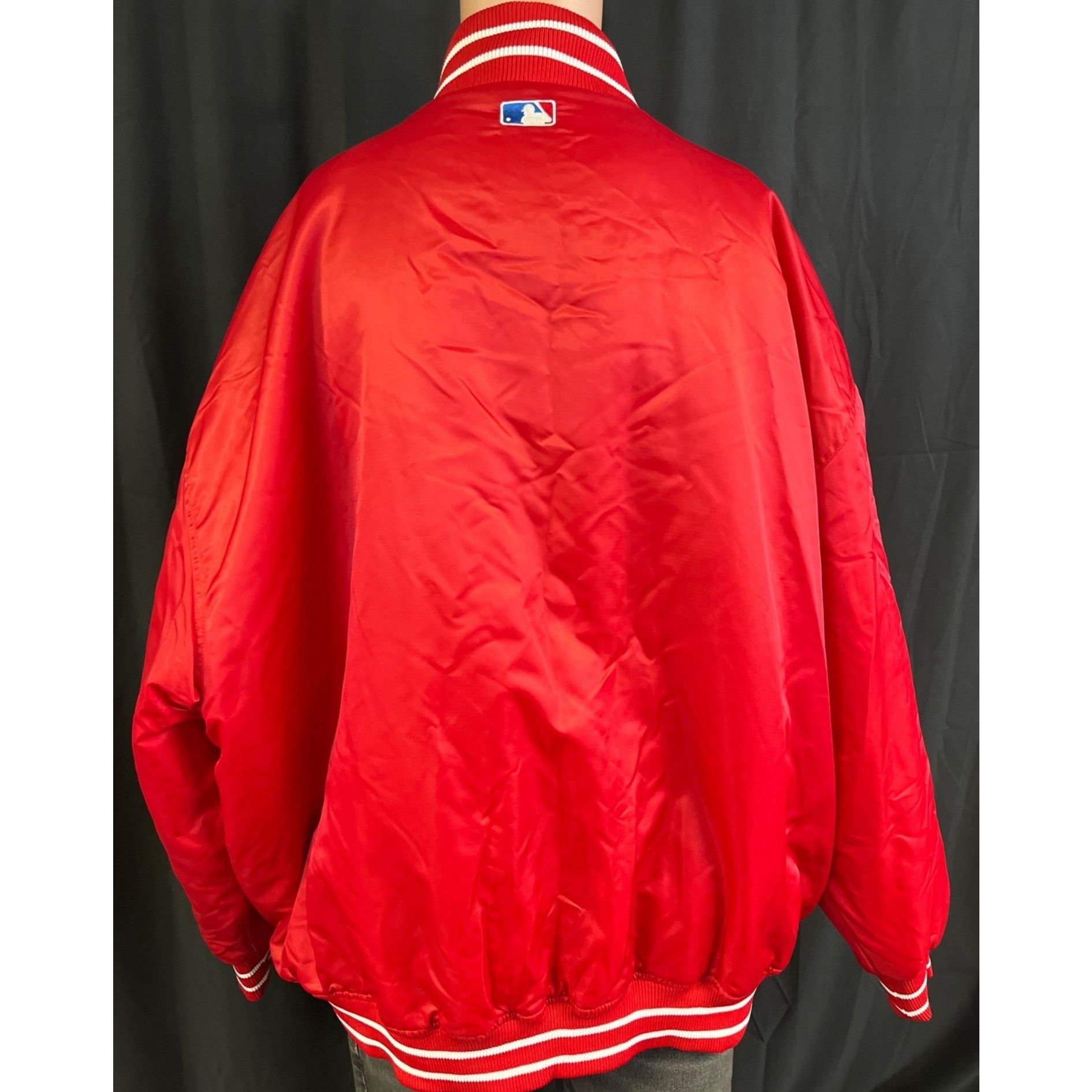 Majestic Majestic Men's Red MLB Phillies Team Coat/Jacket Sz 4X SKU 4 Size US XXL / EU 58 / 5 - 2 Thumbnail