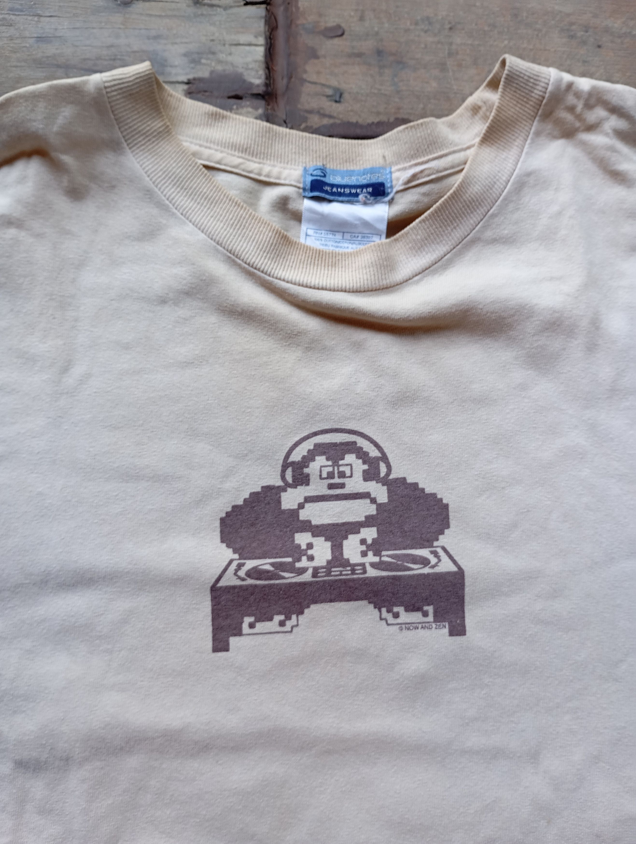 Nintendo × Vintage Vintage Donkey Kong DJ T shirt Size US XL / EU 56 / 4 - 2 Thumbnail