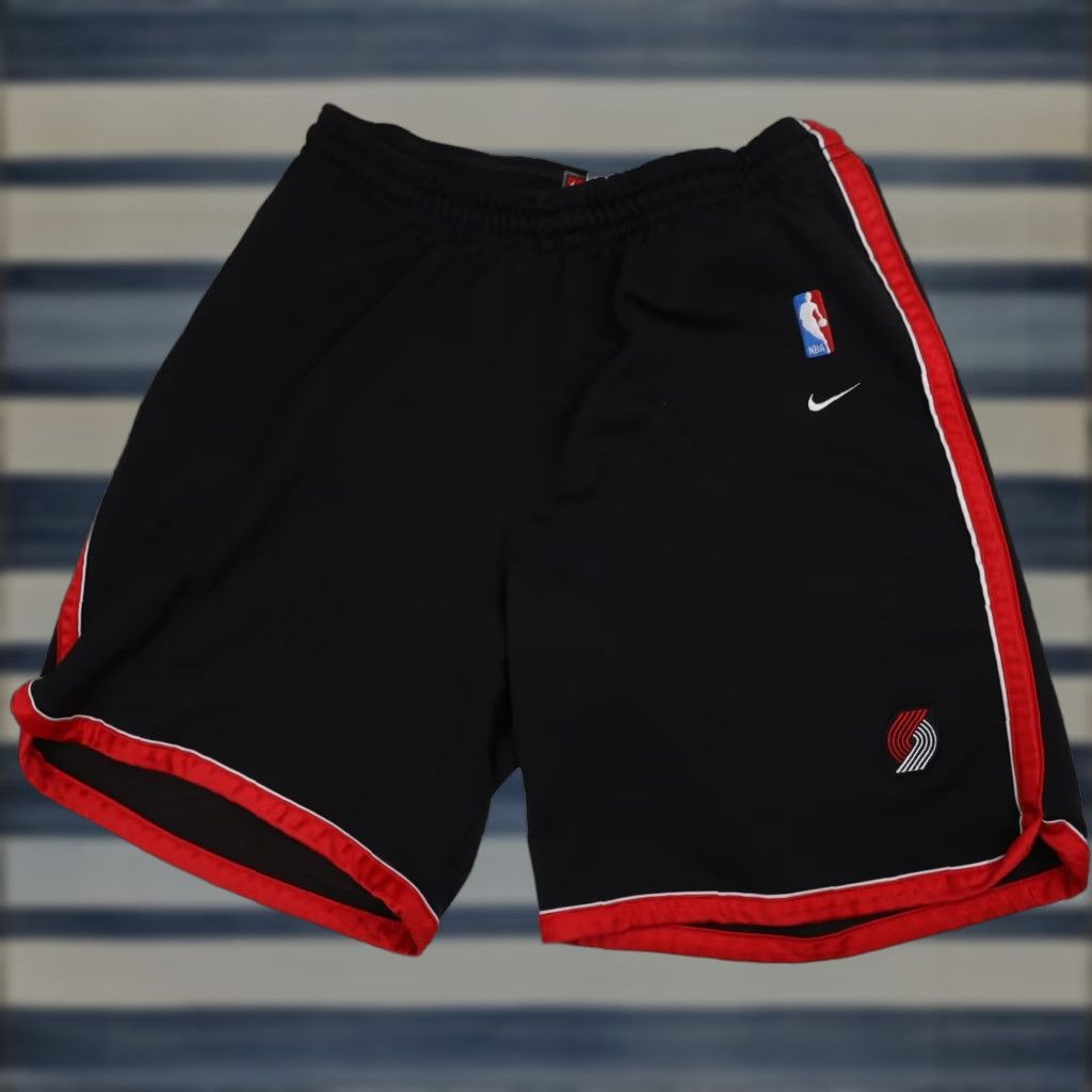 Nike VINTAGE Nike NBA Authentic Portland Blazers Basketball Shorts Black Mens Large Size US 33 - 1 Thumbnail