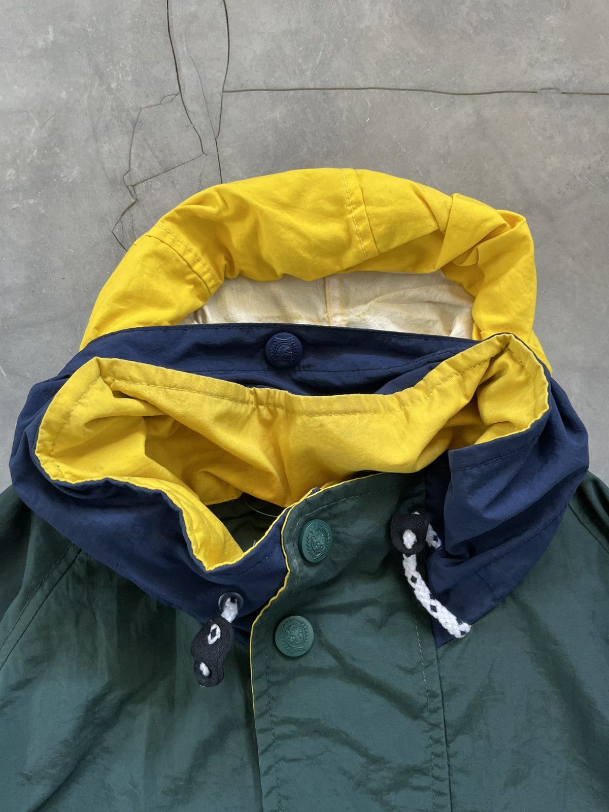 Tommy Hilfiger Vintage Tommy Hilfiger Spell Out Sleeve Sailing Windbreaker Size US XL / EU 56 / 4 - 8 Thumbnail