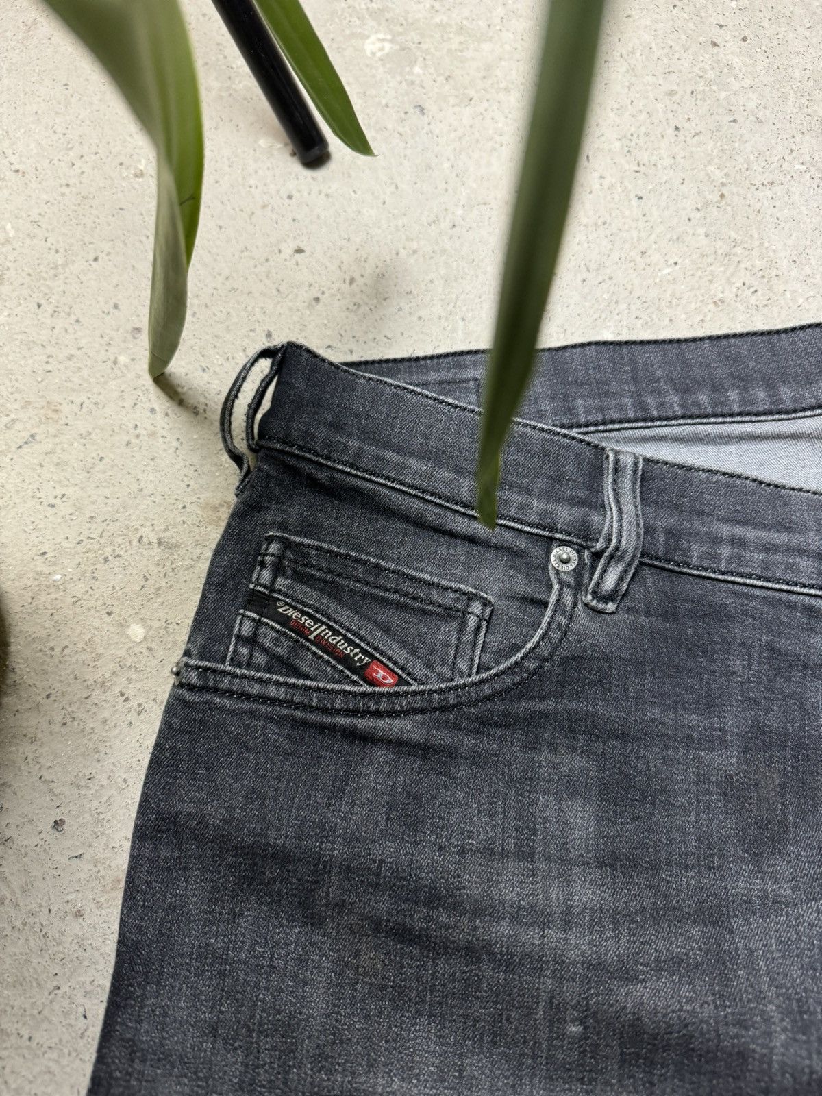Diesel × Vintage Vintage Y2K Diesel Black Tag Logo Gray Denim Pants Size US 34 / EU 50 - 4 Thumbnail