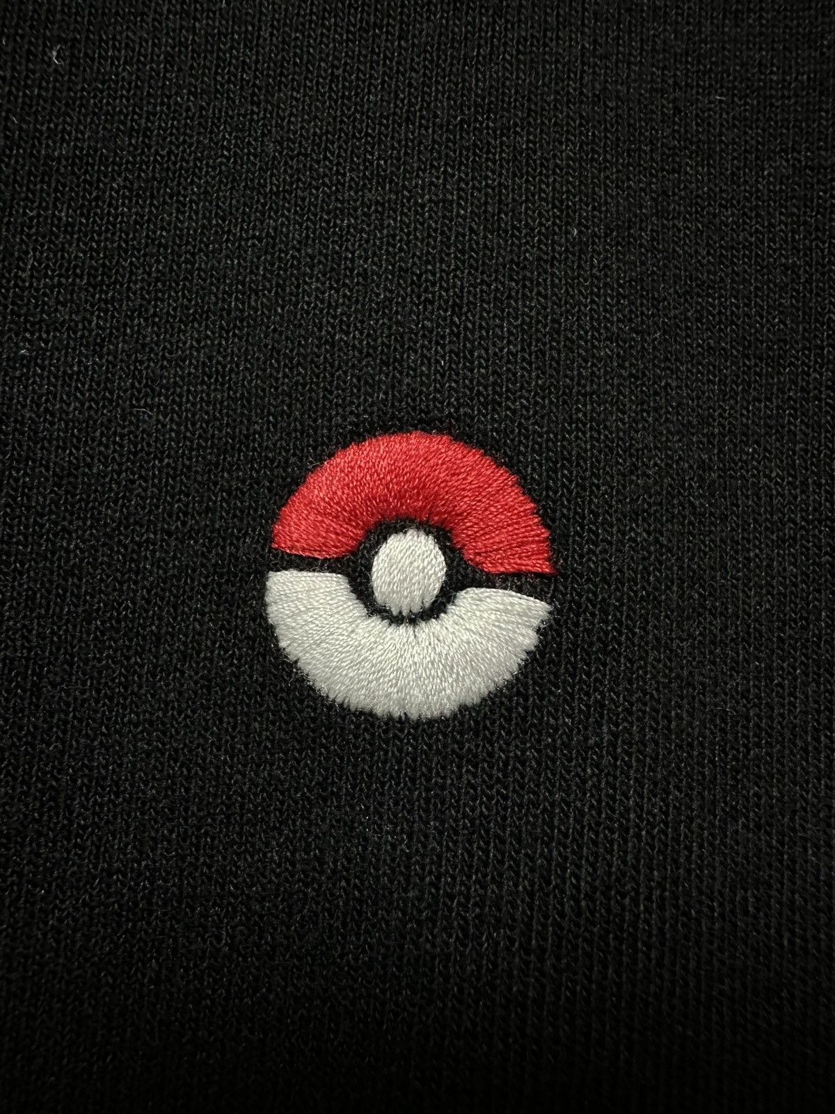 Uniqlo Uniqlo x Pokemon Maters EX Japan Brand Anime t-shirts Size US L / EU 52-54 / 3 - 6 Thumbnail