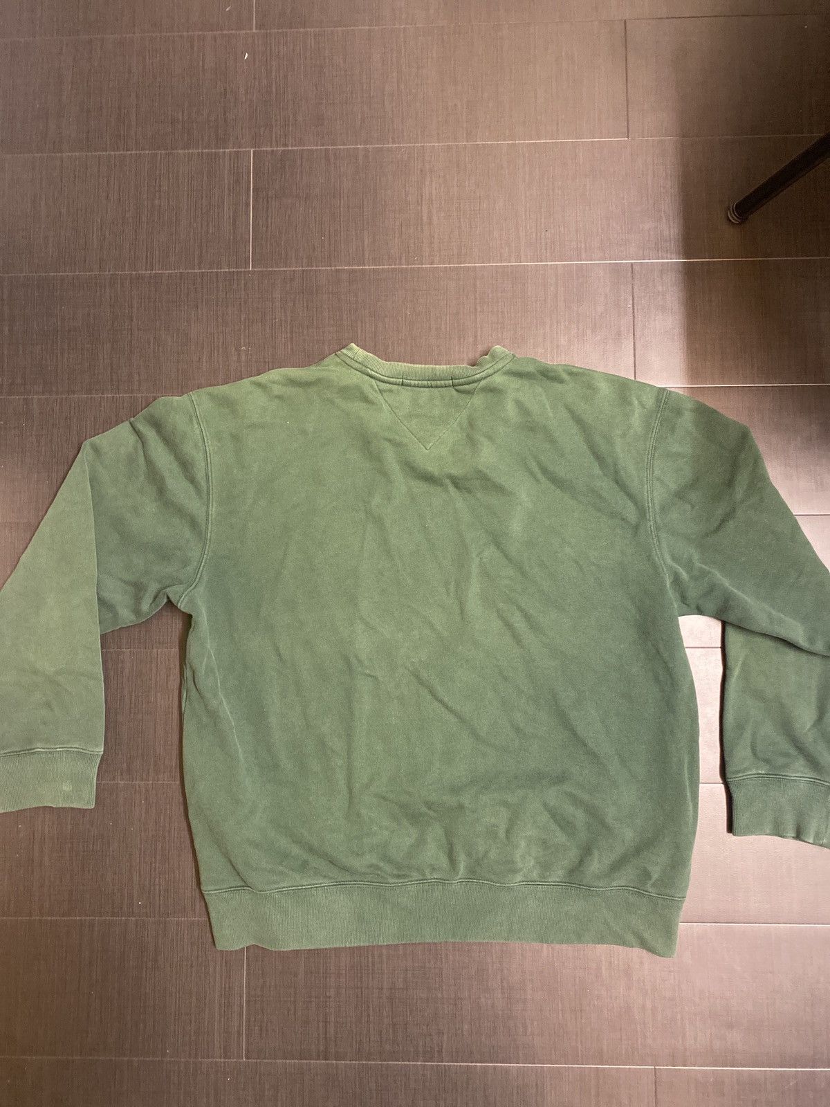 Tommy Hilfiger × Vintage Vintage Tommy Hilfiger Sweatshirt Size US L / EU 52-54 / 3 - 4 Thumbnail
