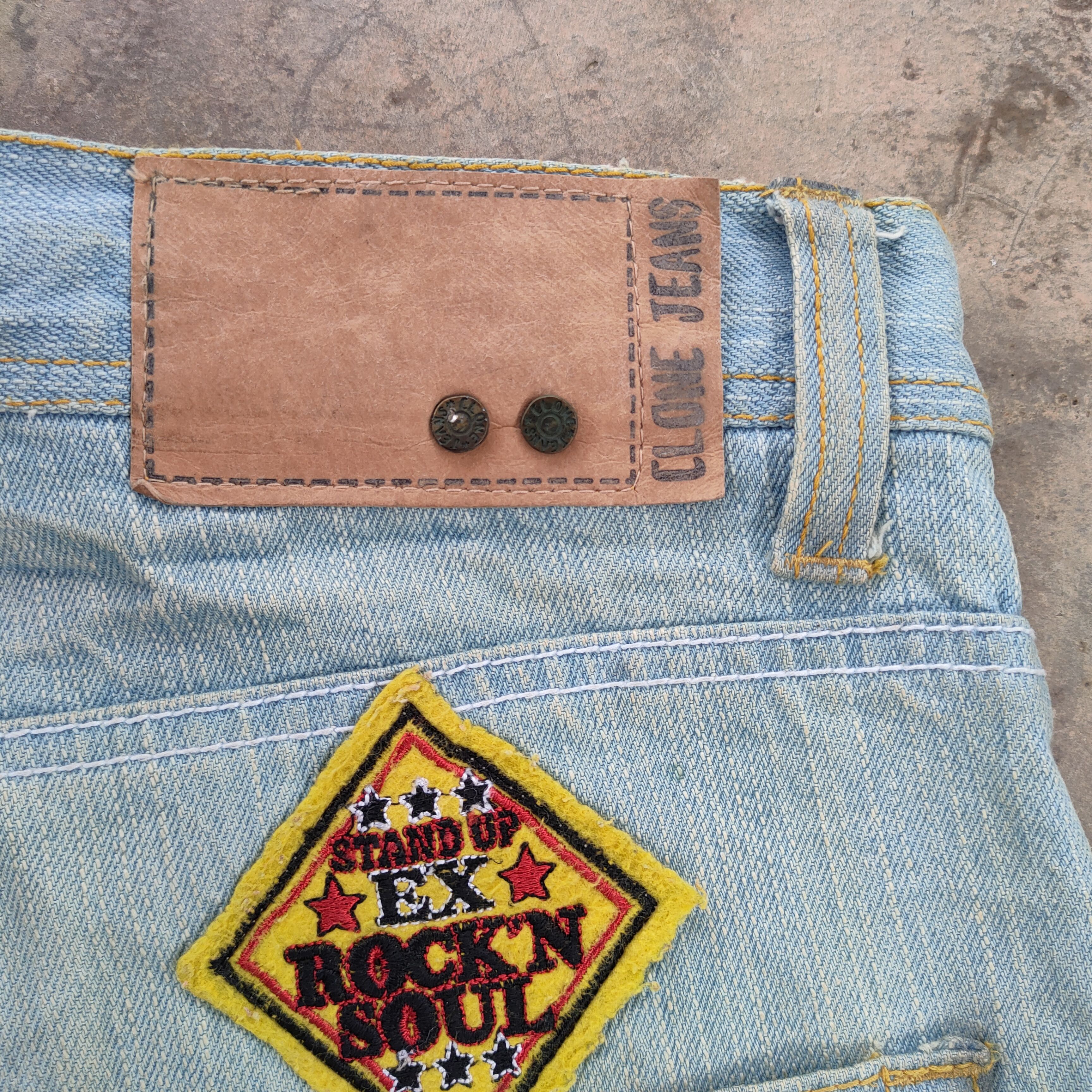 Japanese Brand VINTAGE CLONE DEVGRU PATCH RIPPED FADED JEANS PANTS Size US 33 - 12 Thumbnail