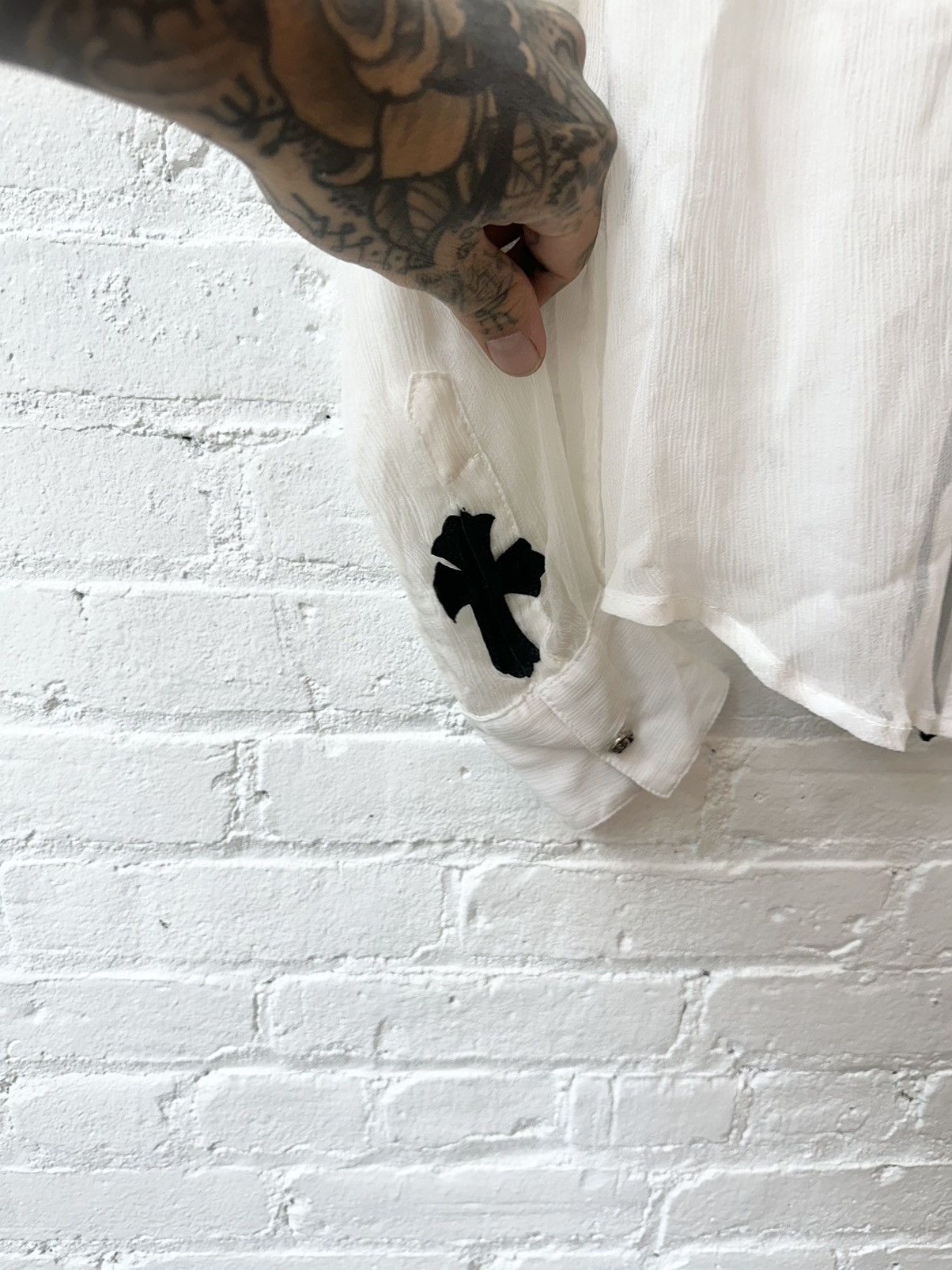 Chrome Hearts Chrome Hearts SILK SHEER CROSS PATCH Button Up Dress Shirt Size US M / EU 48-50 / 2 - 4 Thumbnail