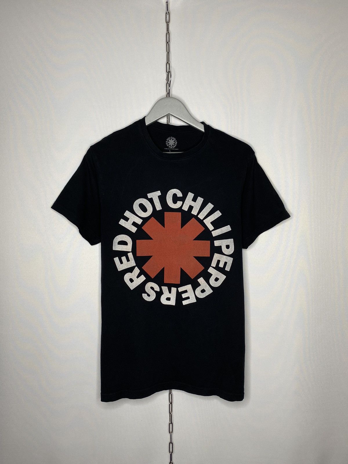 Band Tees 🔥Red Hot Chilli Peppers T-Shirt Short Sleeve Big Logo🔥 Size US L / EU 52-54 / 3 - 1 Thumbnail