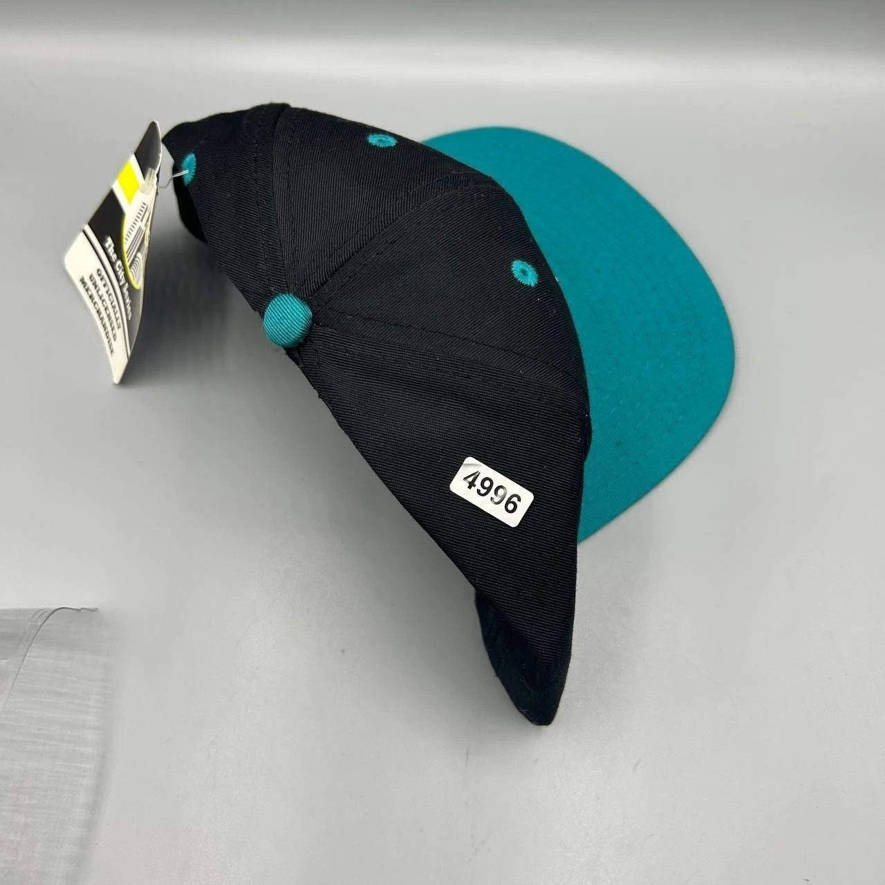 Other Vancouver City Series Hat Men Embroidered Snap Back Size ONE SIZE - 8 Thumbnail