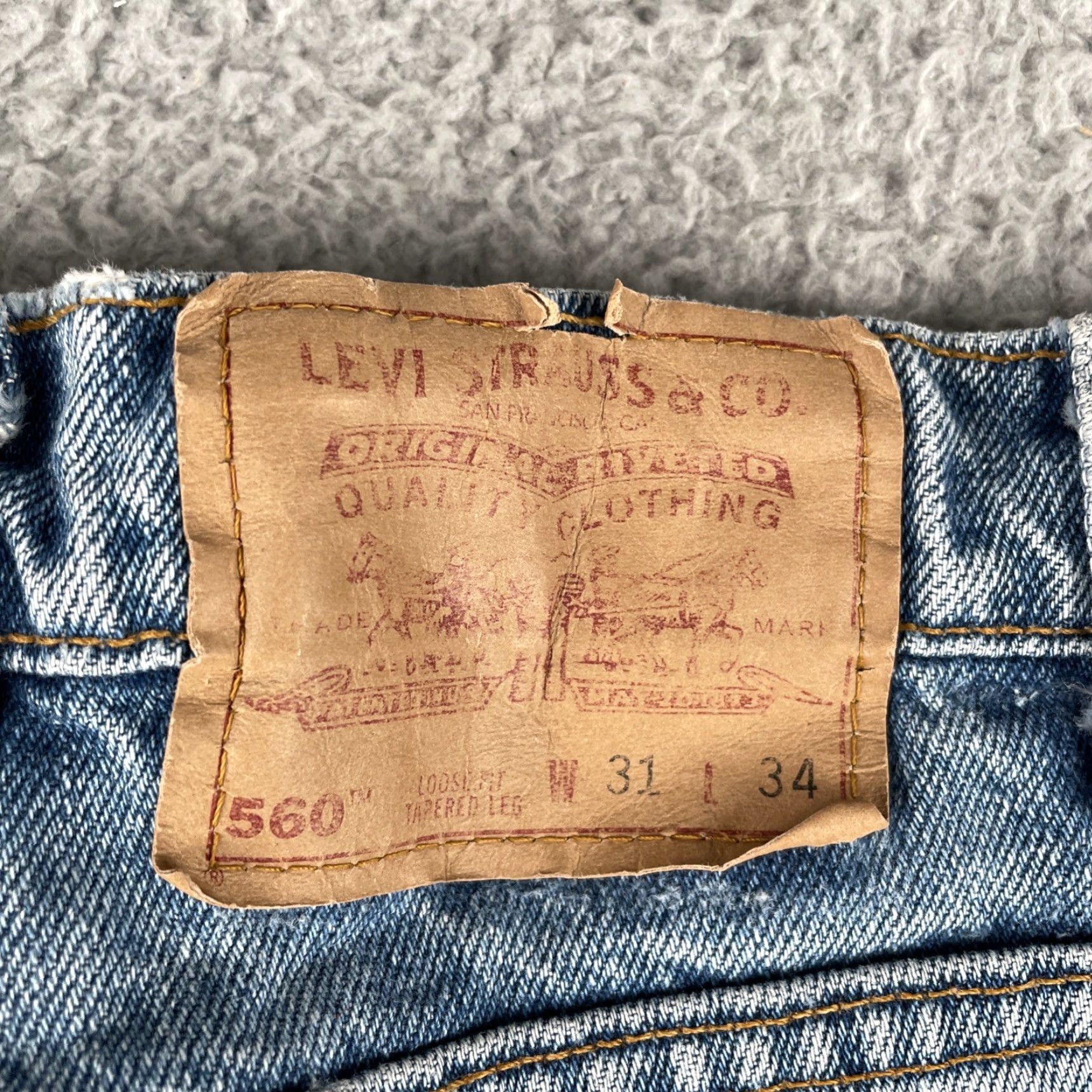 Levi's VINTAGE Levi’s 560 Jeans Shirt? Size US 29 - 4 Thumbnail