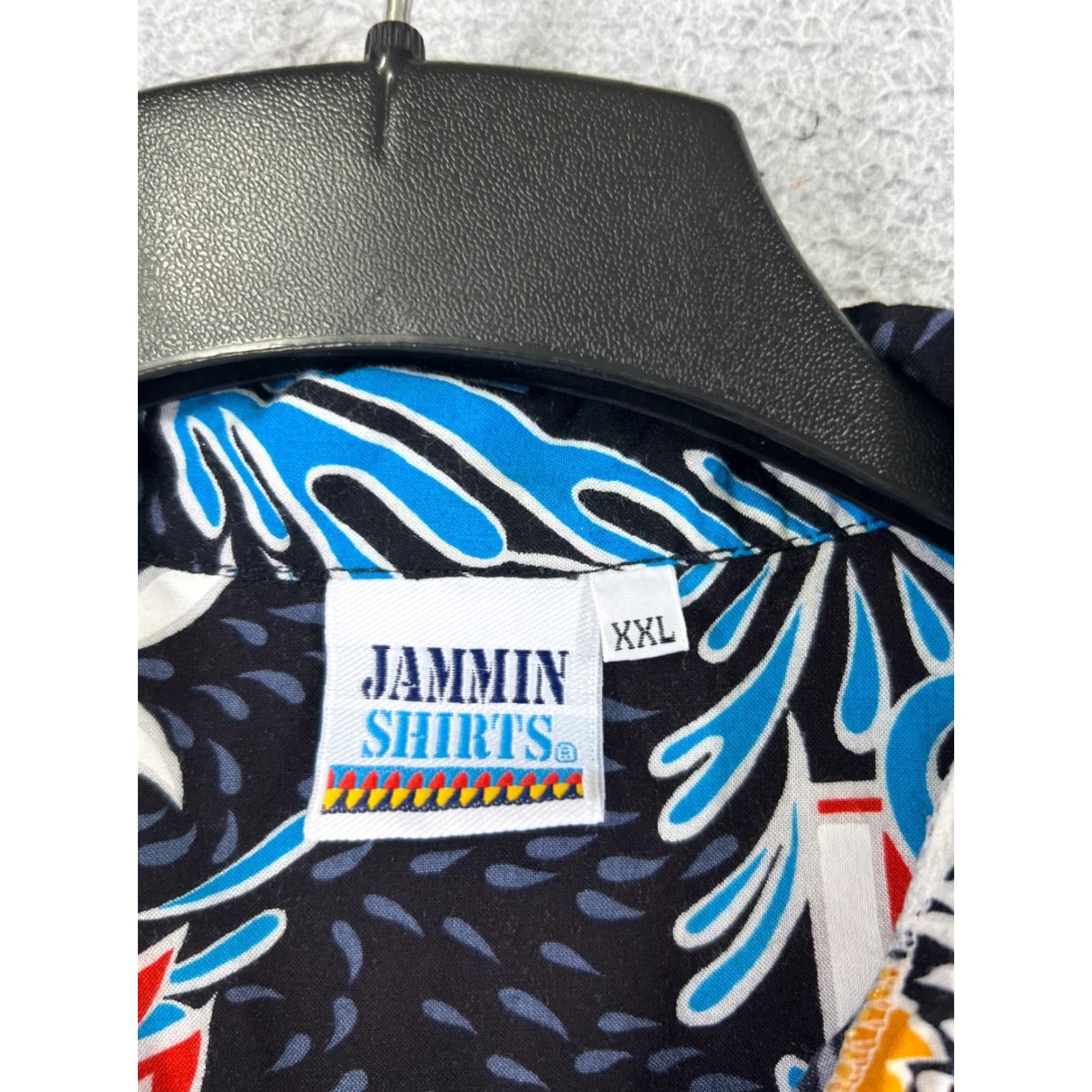 Vintage Jammin Shirts Button-Up Shirt Men 2XL Blue Surfboard Pineapple Hawaiian Rayon Floral Vacation Relaxed Short Sleeve Collared Button Navy/Blue Womens? Size US XXL / EU 58 / 5 - 7 Thumbnail