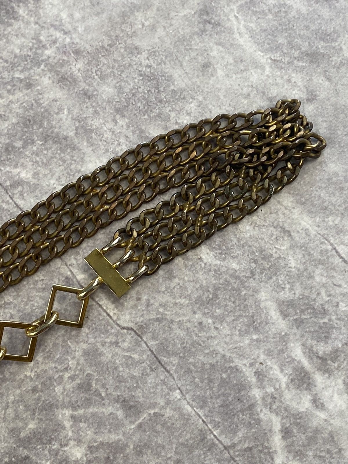 Yves Saint Laurent Yves Saint Laurent Vintage Very Rare Chain Belt Size ONE SIZE - 7 Thumbnail