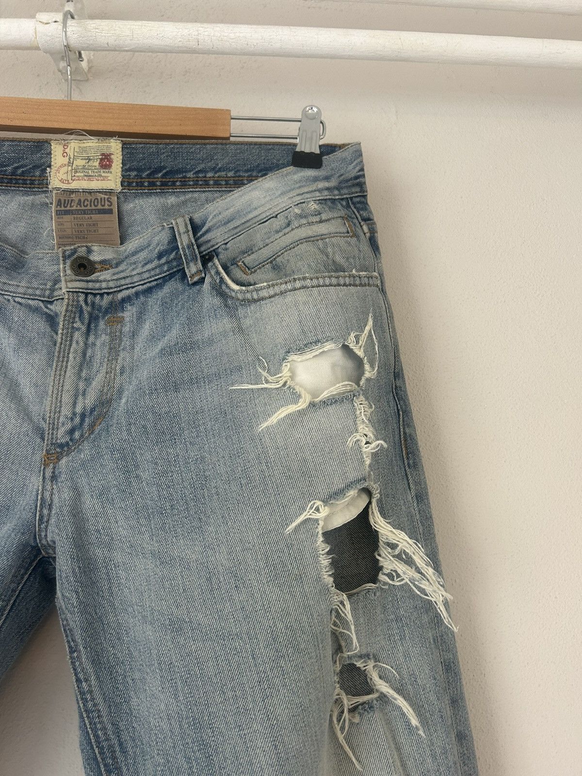 Dolce & Gabbana Light Blue Destroyed Jeans Size US 36 / EU 52 - 3 Thumbnail