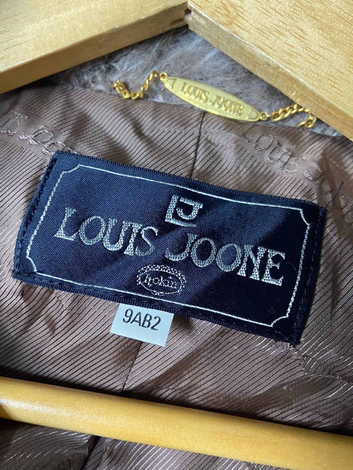 Japanese Brand Vintage Louis Joone Faux Fur Jacket (151) Size US XXS / EU 40 - 6 Thumbnail