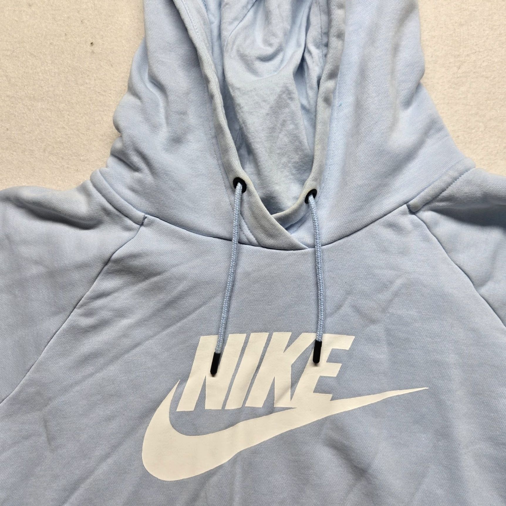 Nike Nike Shirt Women L Blue Pullover Hoodie Logo Embroidered All Seasons Hooded Cropped Sweater Casual 90s? Size L / US 10 / IT 46 - 2 Thumbnail
