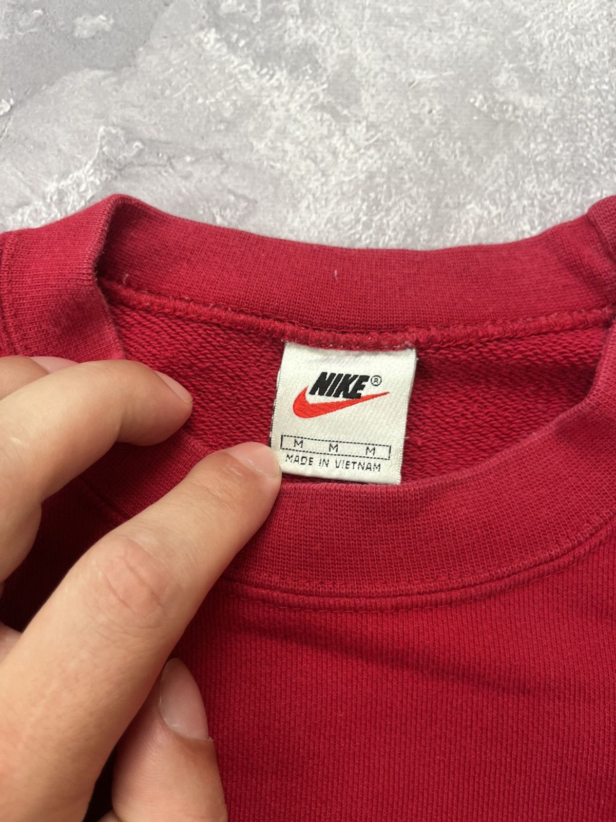 Nike Vintage Nike Y2K Sweatshirt Red Size US M / EU 48-50 / 2 - 6 Thumbnail