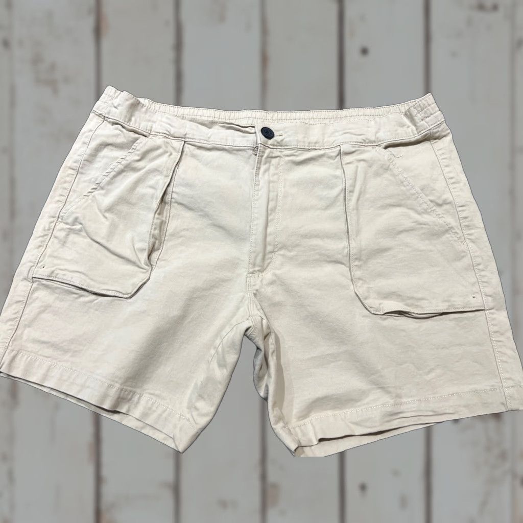 Vintage VINTAGE St. John's Bay Mens Chino Shorts Size 40 Khaki Beige Cotton Spandex Outdoor Size US 40 / EU 56 - 1 Thumbnail