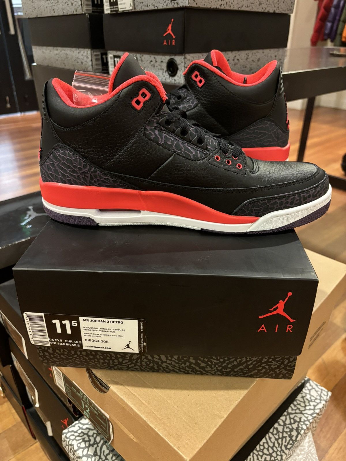 Jordan Brand Jordan 3 retro ‘crimson’ Size US 11.5 / EU 44-45 - 6 Thumbnail