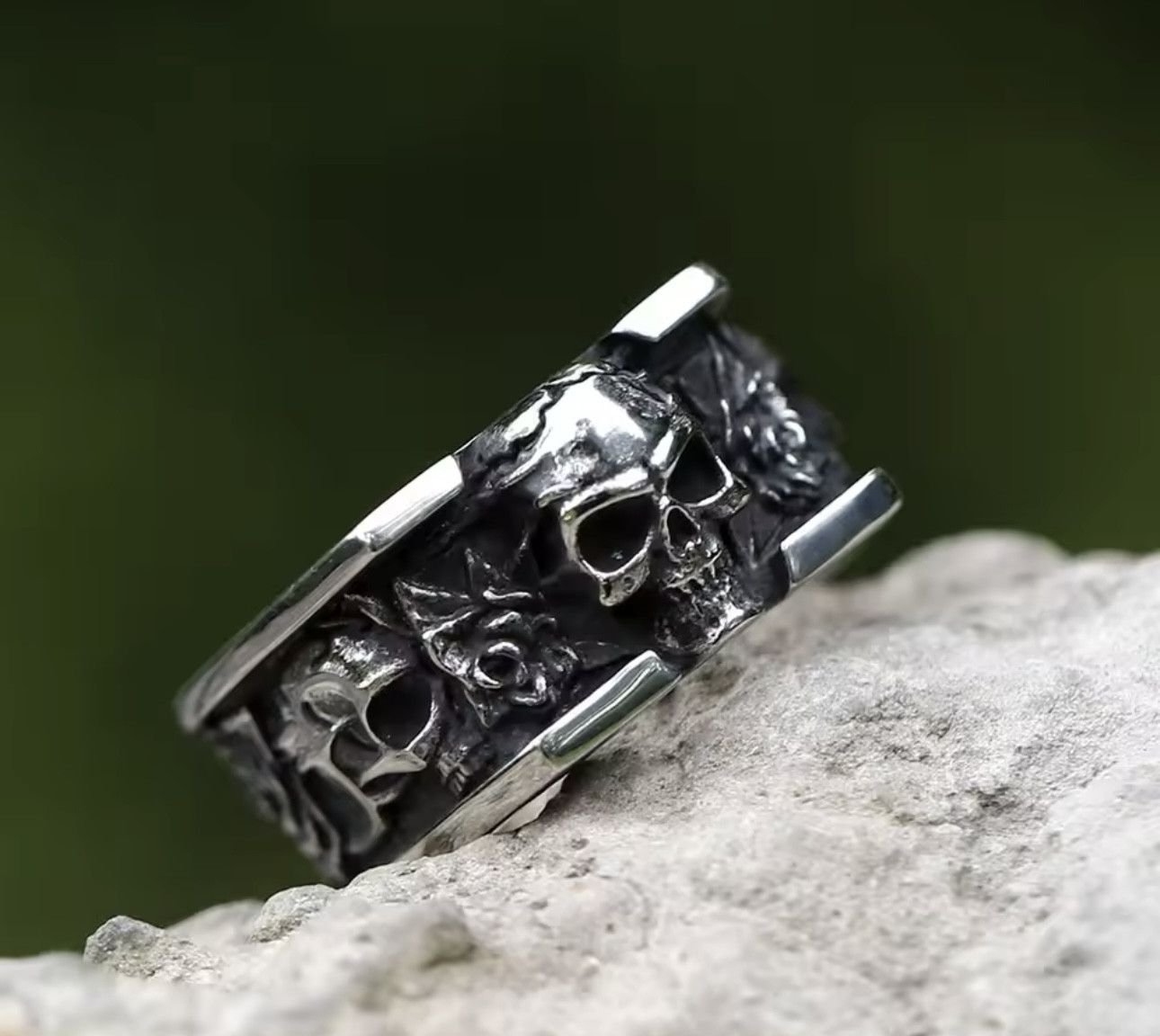 Vintage Vintage SKULL RING Size ONE SIZE - 5 Thumbnail