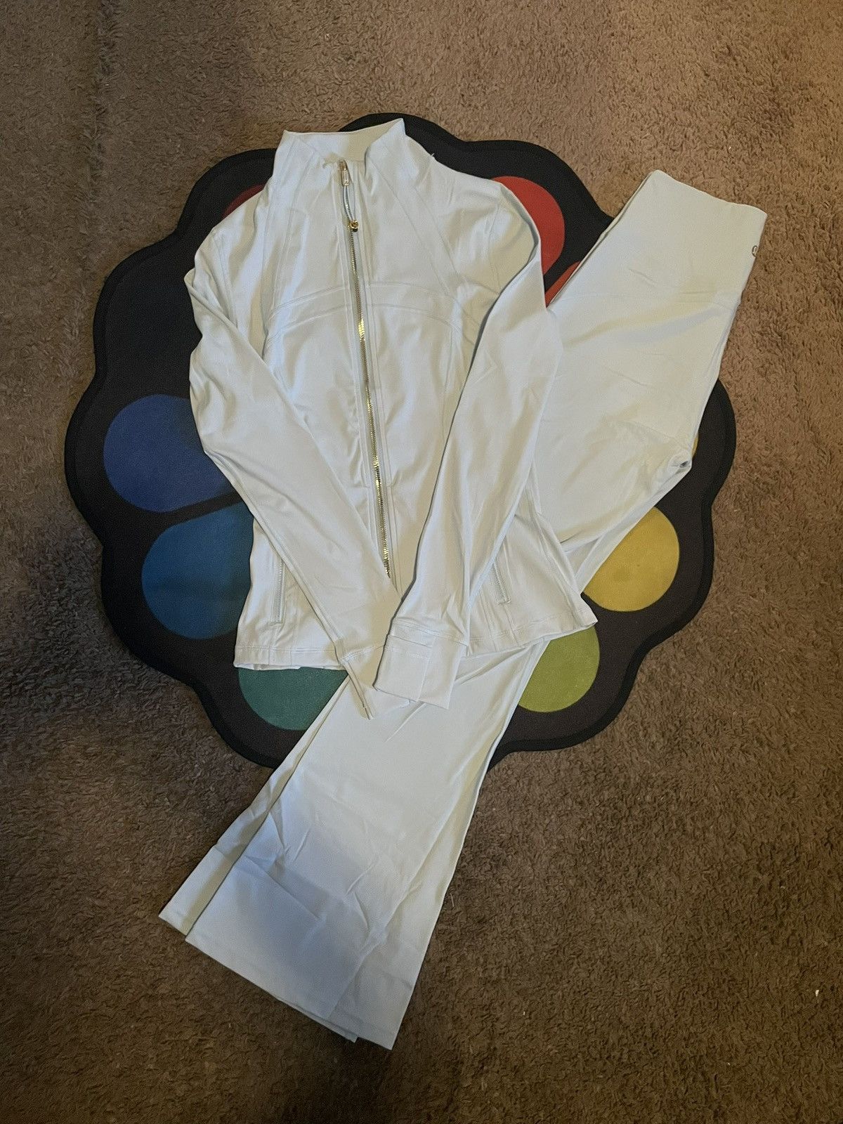 Lululemon Powder Blue lulu define set Size M / US 6-8 / IT 42-44 - 8 Thumbnail