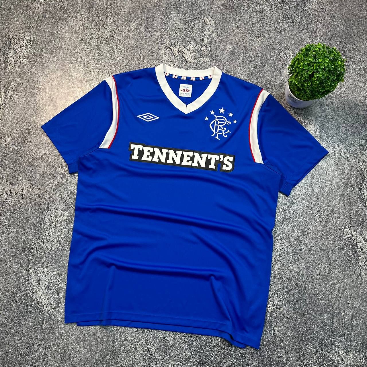 Umbro Rangers 2011/2012 Home Football Shirt Jersey Umbro Mens Size US L / EU 52-54 / 3 - 4 Thumbnail